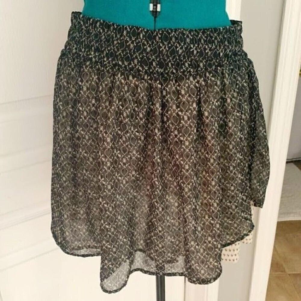 Converse One Star Elastic Waist Printed Lined Casual Mini Skirt